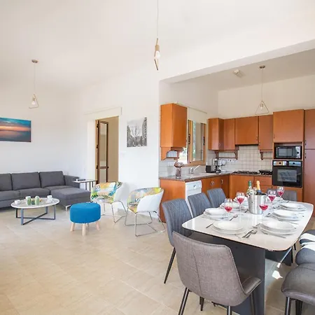 The Complete Guide To Renting Your Exclusive Holiday In With Private Pool And Close To The Beach 1708 فيلة *