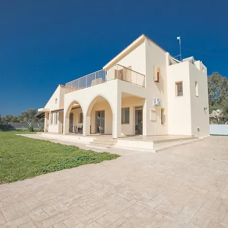The Complete Guide To Renting Your Exclusive Holiday In With Private Pool And Close To The Beach 1708 Protaras